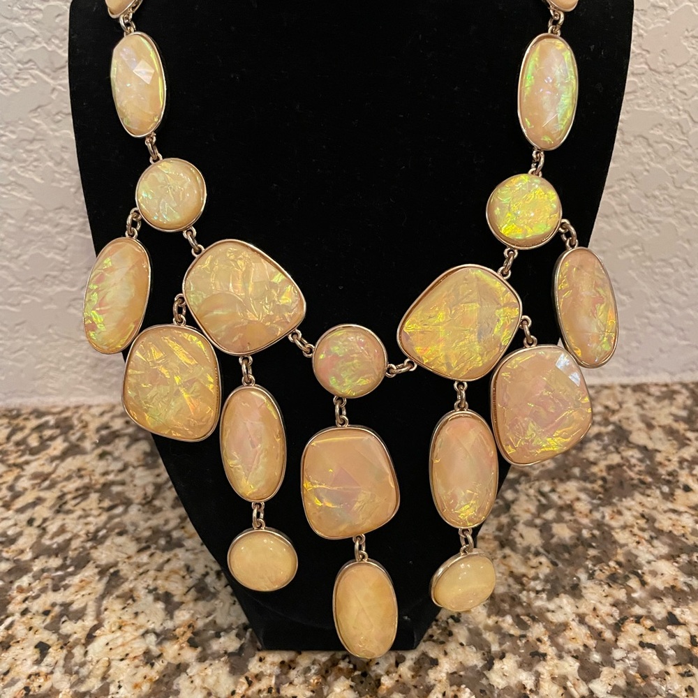 NEW! Adjustable 19 inch gold and rhinestone statement necklace.